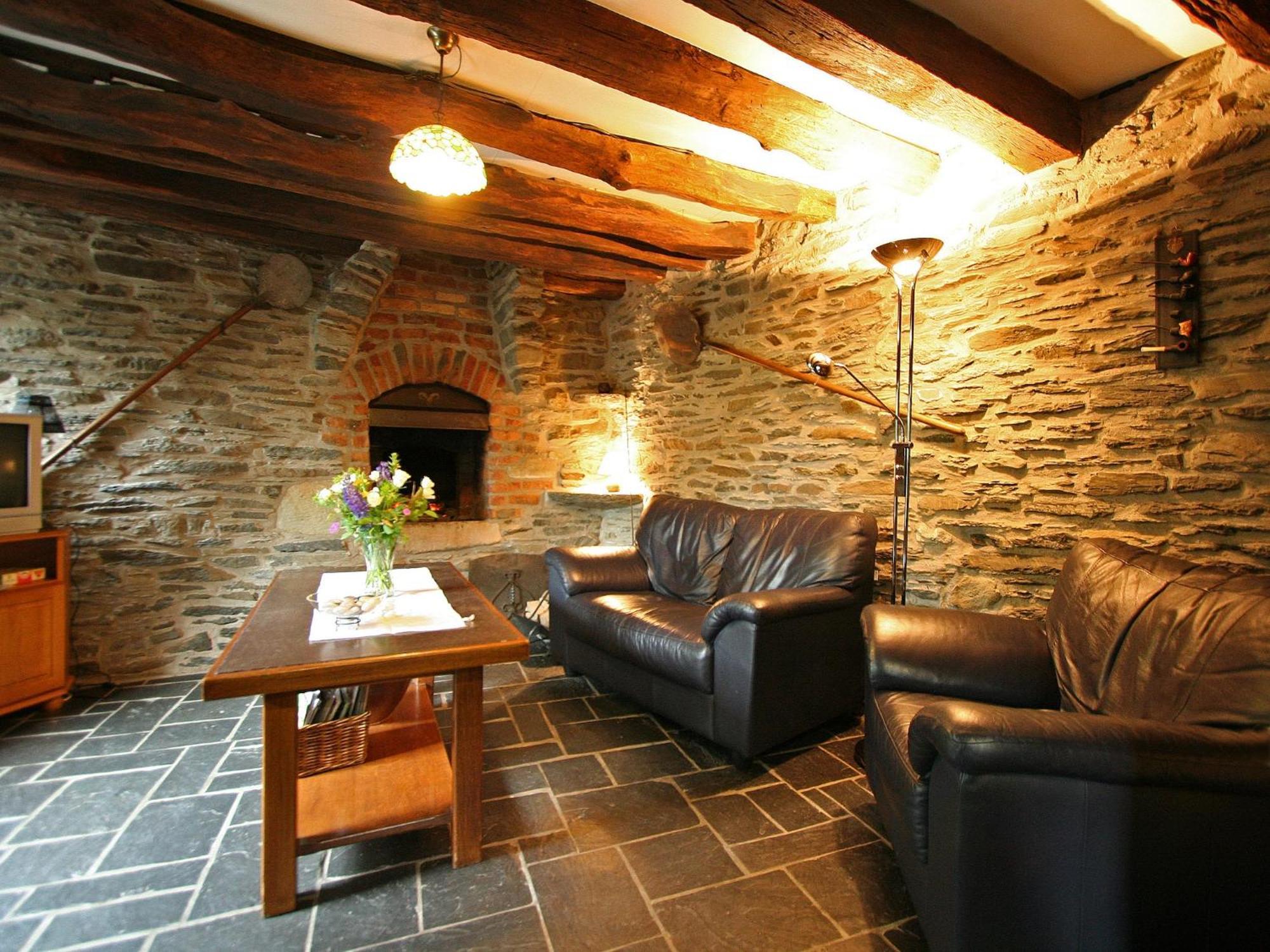 Independant Gite At The Calm Way In The Center Houffalize Exterior photo