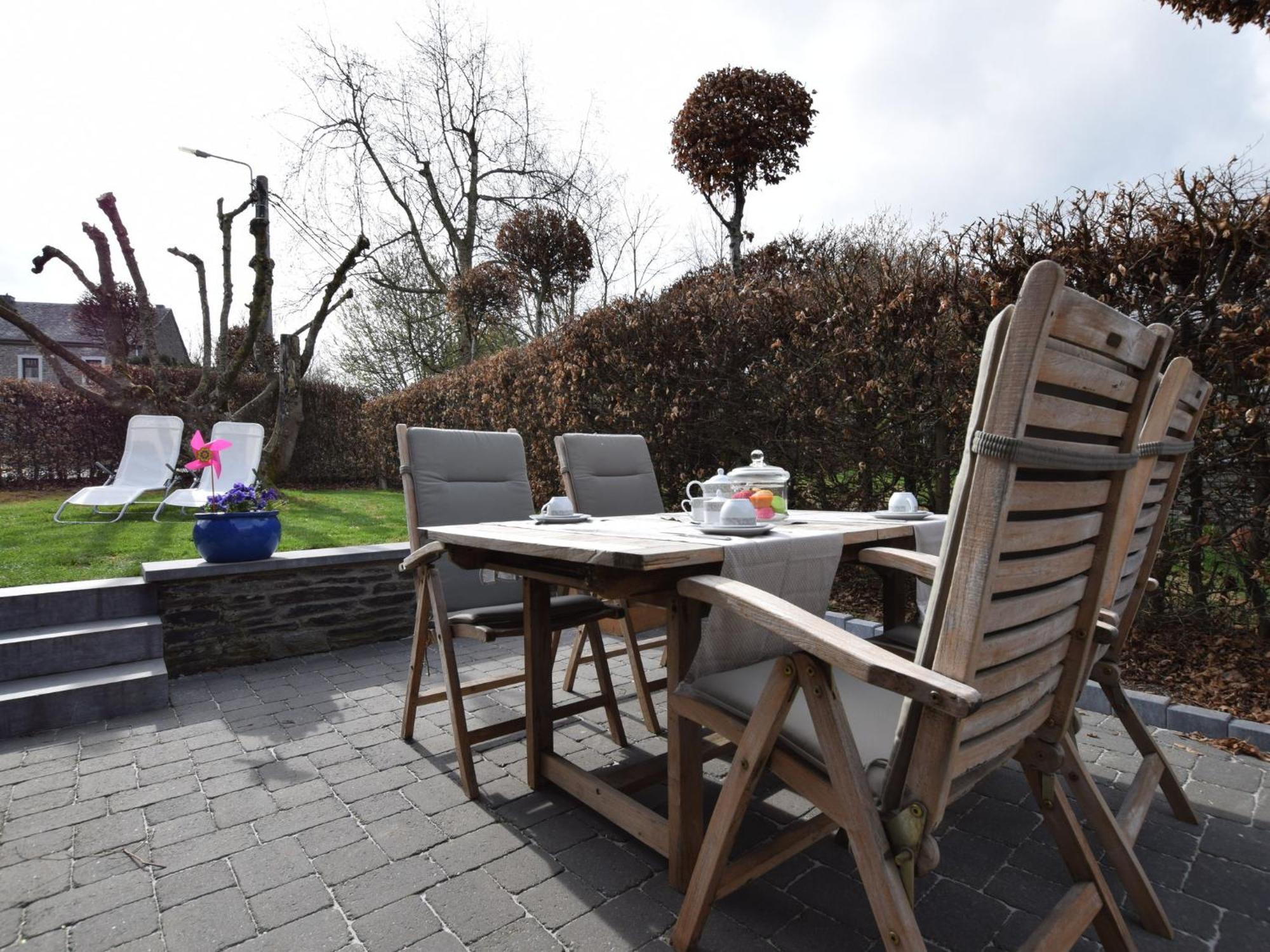Independant Gite At The Calm Way In The Center Houffalize Exterior photo